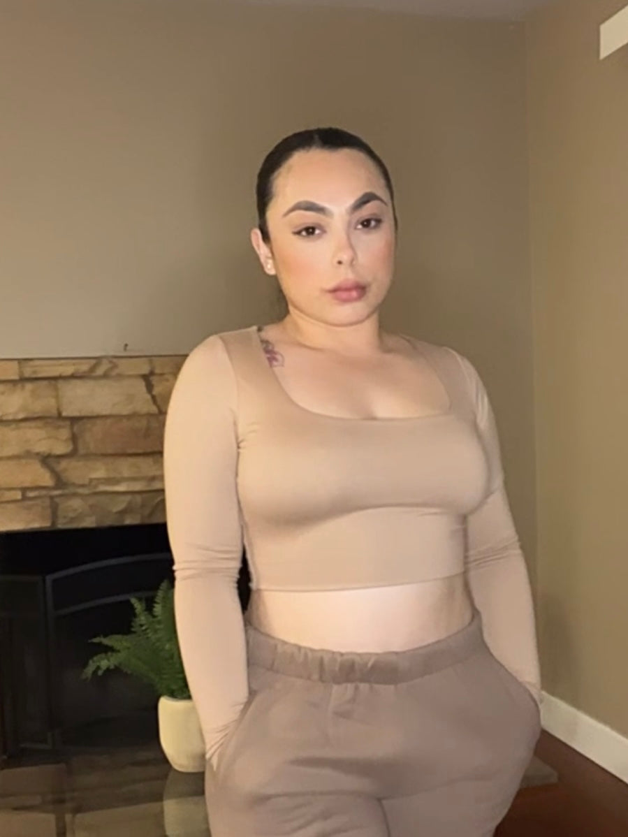HUG ME BUTTERY CROP TOP - LATTE
