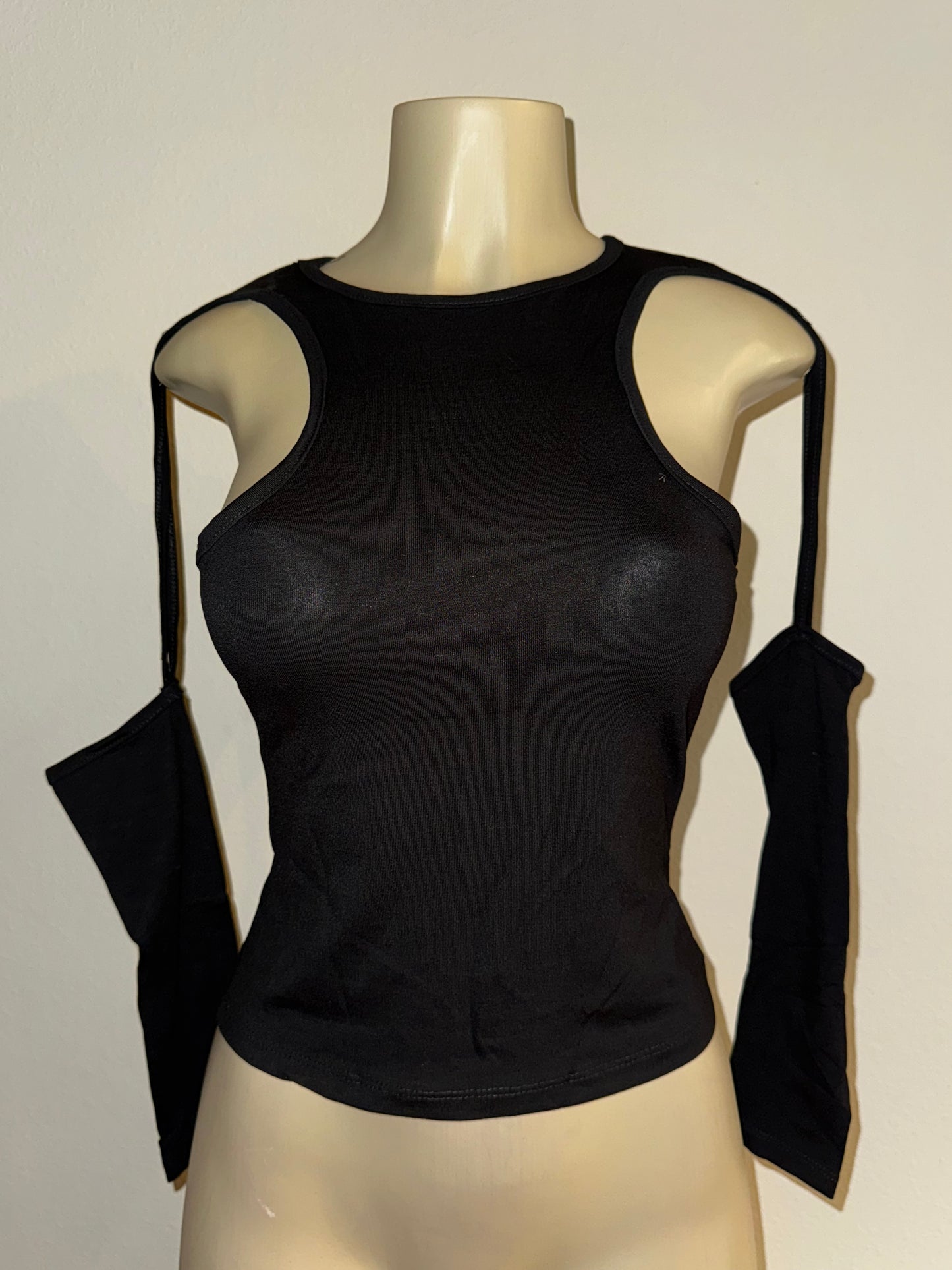 Janeli Black out Top