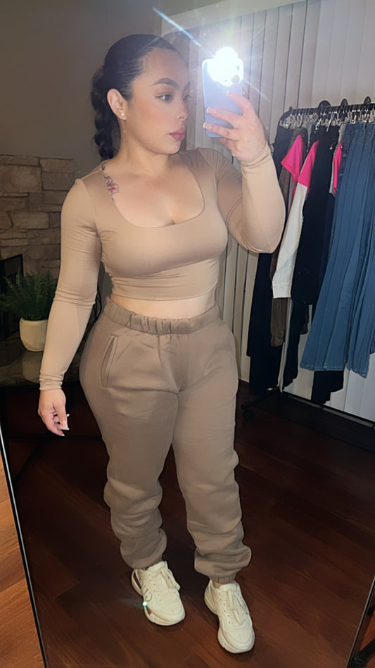 HUG ME BUTTERY CROP TOP - LATTE