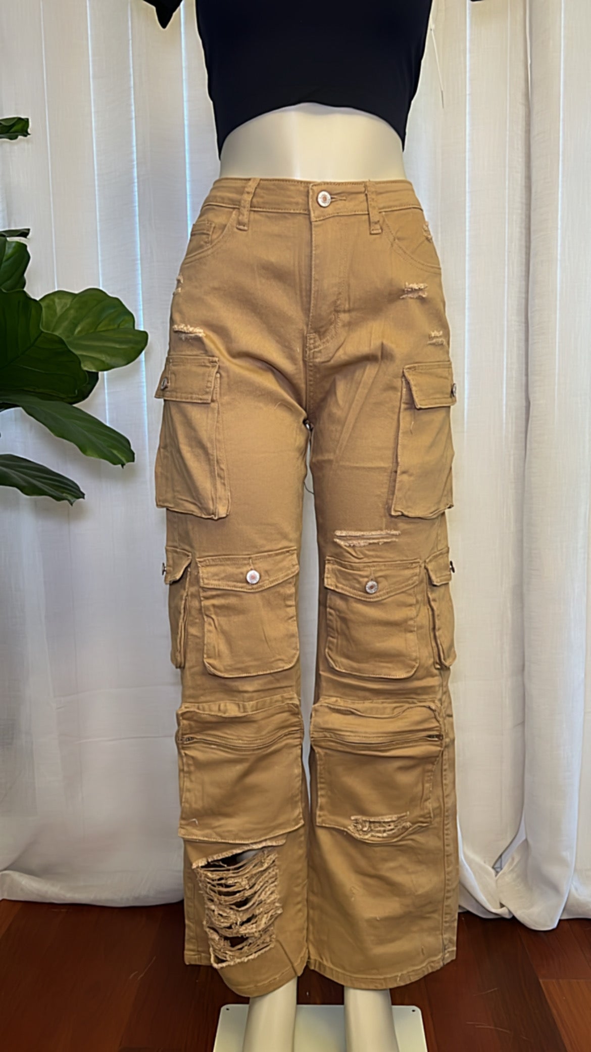 Amelia Cargo Pockets Pants